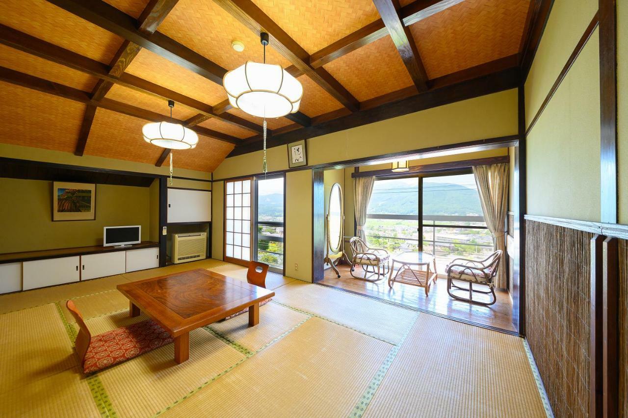 Hotel Kazeno Sanso Yamashiro Yufu Exterior foto