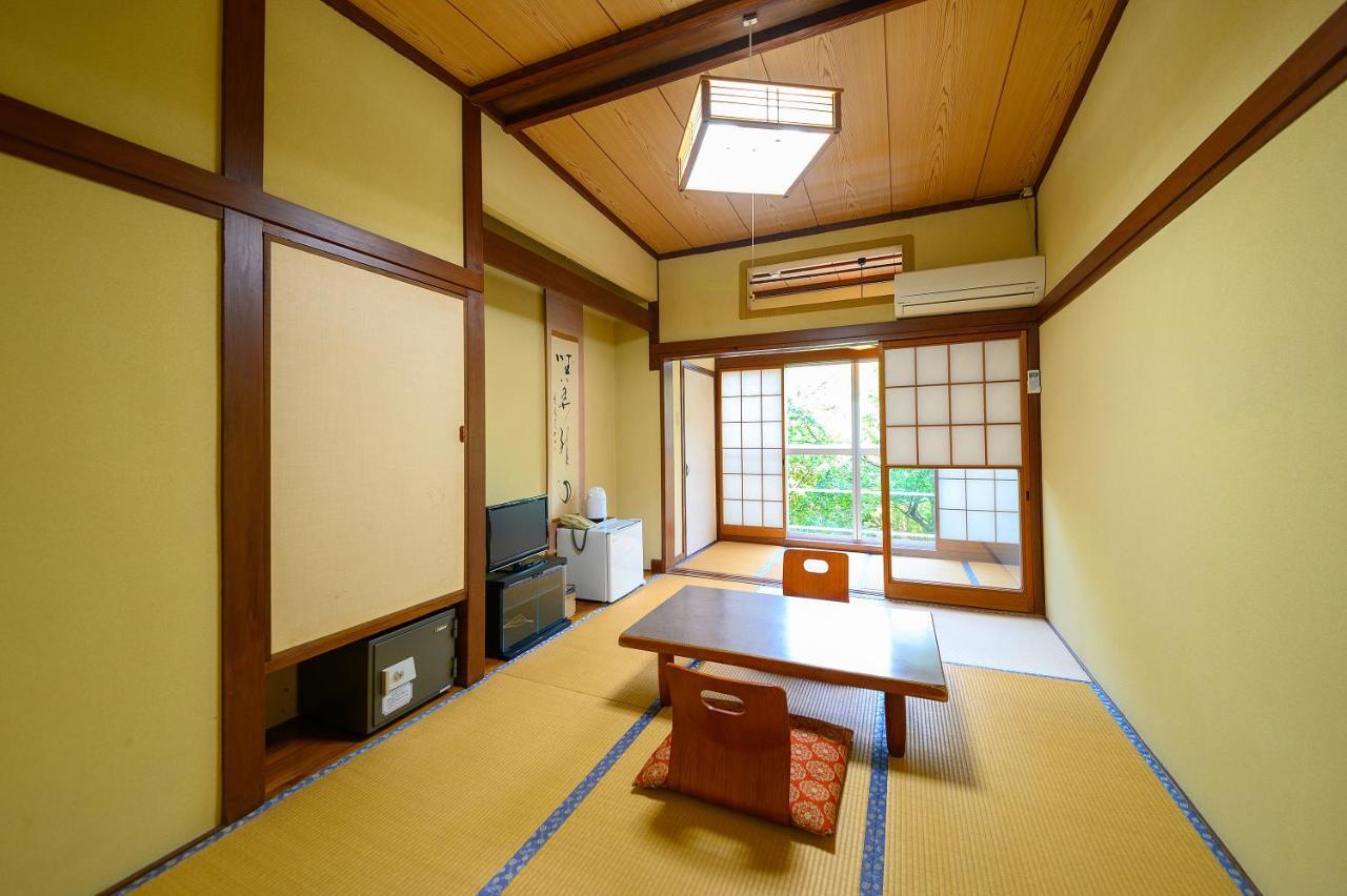 Hotel Kazeno Sanso Yamashiro Yufu Exterior foto