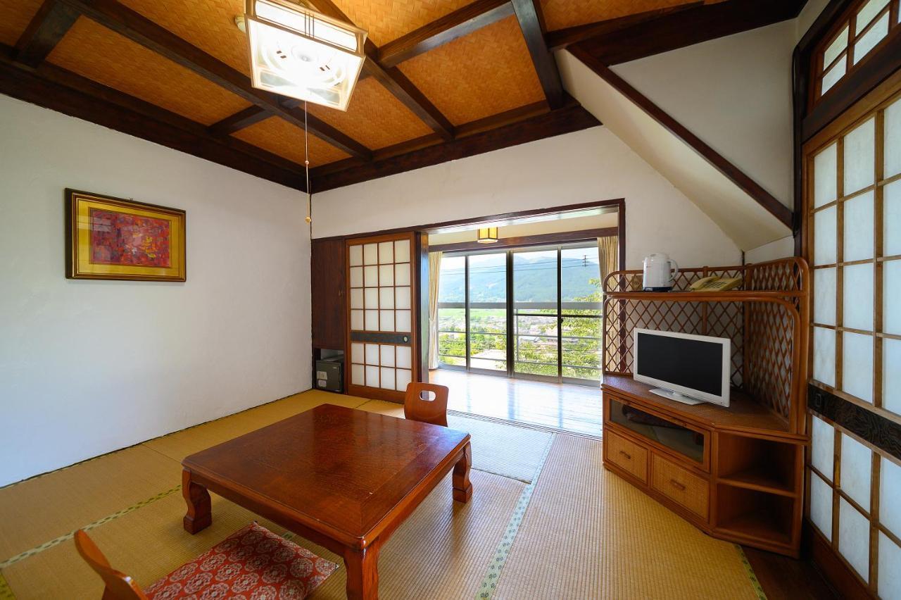 Hotel Kazeno Sanso Yamashiro Yufu Exterior foto